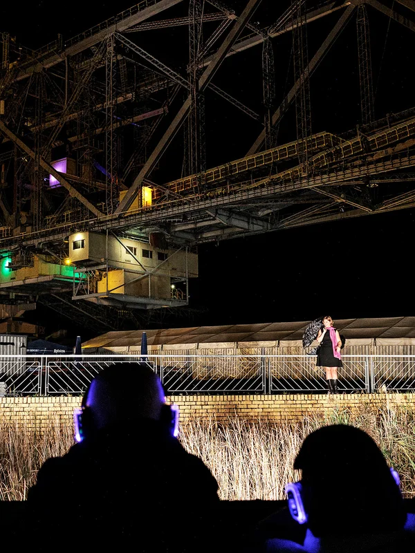 Nico Dorigatti und Nele Trebs – »Müller & Müller«, Besucherbergwerk F60, Lichterfeld-Schacksdorf © Nikolai Schmidt