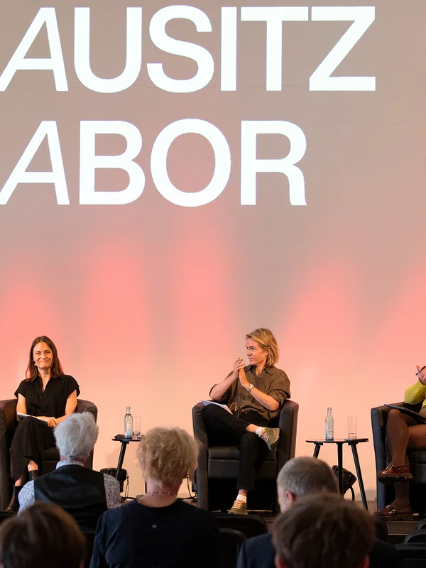 Von links: Fulvia Modica, Lea Prix, Katrin Trüstedt und Maria Kuberg – Lausitz Labor 2025